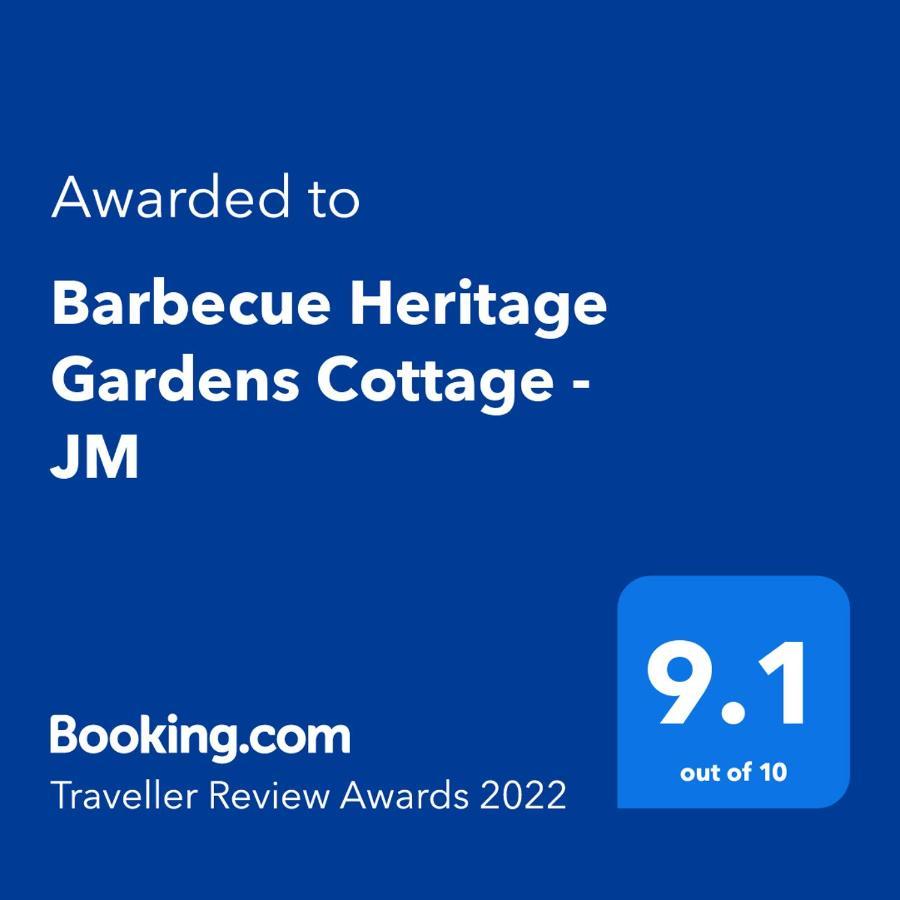 Barbecue Heritage Gardens Cottage - Jm Newcastle Екстер'єр фото